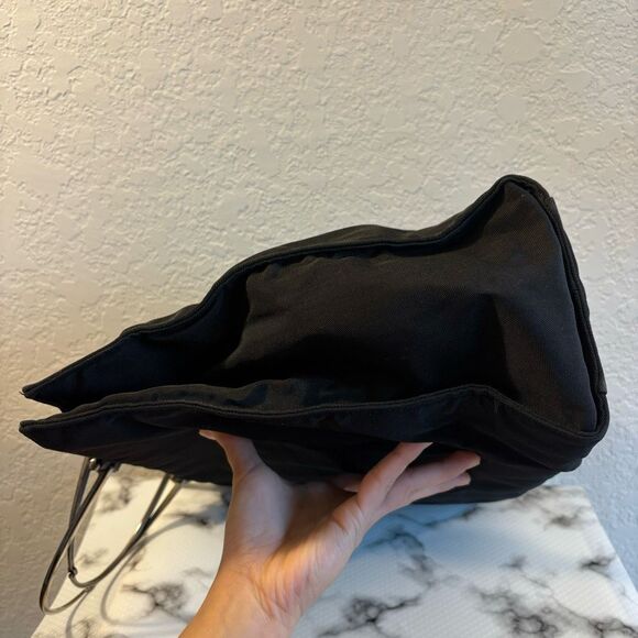 Gucci Canvas Handbag/Tote Black - Picture 13 of 13